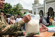 Partisipasi Warga Sanggau dalam Menunaikan Zakat Fitrah Tahun Ini Meningkat