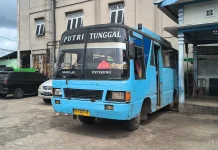 H-1 Lebaran, Penumpang Bus Balai Karangan Naik