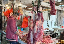 Harga Daging Sapi Melonjak, Warga Sanggau Tertekan