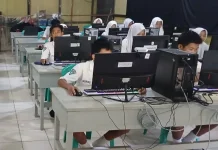 Pemerintah Terus Perkuat Digitalisasi Sekolah di Sanggau