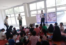 Imigrasi Mengajar Perkuat Edukasi Pelajar Entikong