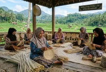 Peminat Piring Lidi di Sanggau Terus Meningkat