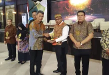 Bupati Sanggau Raih PKBM Award 2026