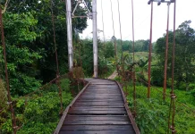 Warga Panga Minta Jembatan Gantung di Dusunnya Diperbaiki