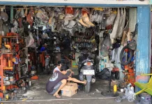 Pelemahan Rupiah Picu Kenaikan Harga Oli dan Sparepart