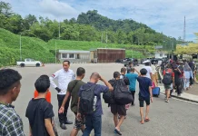 Ratusan PMI tanpa Dokumen Dideportasi Melalui PLBN Entikong
