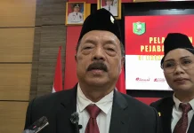 Bupati Ontot Optimis Harga Sawit Sanggau Kembali Normal