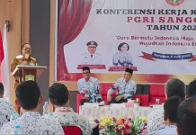 Bupati Ontot Harap PGRI Beri Kontribusi untuk Sanggau