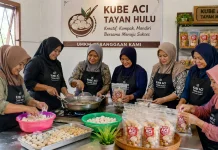 Ibu-Ibu Tayan Hulu Sanggau Bangkit lewat UMKM Kube