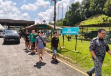 Puluhan WNI Bermasalah Dipulangkan dari Malaysia Melalui Entikong