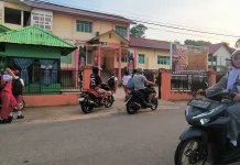 ASN Sanggau Dukung Ayah Antar Anak Sekolah