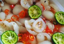 Tips Membuat Rujak Rambutan yang Segar dan Menggugah Selera
