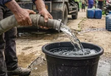 Kemarau di Sanggau, Warga Bunut Boncos Beli Air