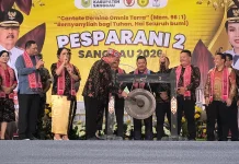 Bupati Sanggau Buka Pesparani II Kabupaten Sanggau di Parindu