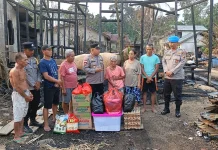 Polisi Salurkan Bantuan bagi Korban Kebakaran di Semayang