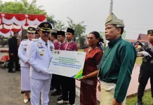 BPJS Ketenagakerjaan Lindungi Seribu Petani Rentan di Sanggau