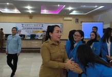 Wabup Sanggau Minta Mahasiswa PLP2 Siap Hadapi Tantangan