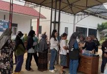 Operasi Pasar Murah Sanggau Diserbu Warga