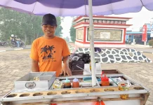 Kabut Asap Kurangi Pendapatan Pedagang Jajanan Sanggau