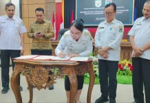 Pemkab Sanggau-Sekadau Dorong Peningkatan Jalan Sepanjang 37 Kilometer