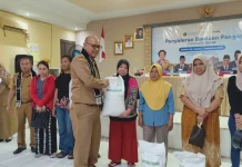 Pemkab Sanggau Kawal Penyaluran Bantuan Beras