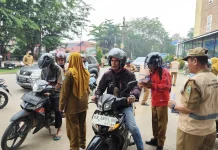 Operasi Gabungan Sanggau Tingkatkan Kepatuhan Pajak Kendaraan