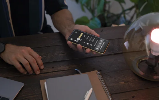 Pantau Waktu Adzan lewat Tiga Aplikasi Ini