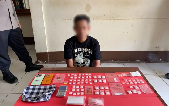 Polsek Sekayam Bongkar Peredaran Sabu dan Ekstasi