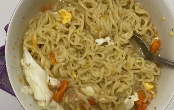 Bahaya Konsumsi Mie Instan Setiap Hari bagi Kesehatan