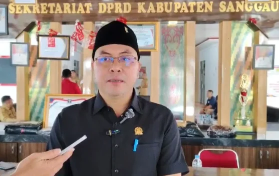 Ketua DPRD Sanggau Soroti Dugaan Pembuangan Limbah PT SBW ke Sungai