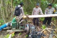 Polsek Meliau Tertibkan Penambangan Ilegal di Sungai Boyan