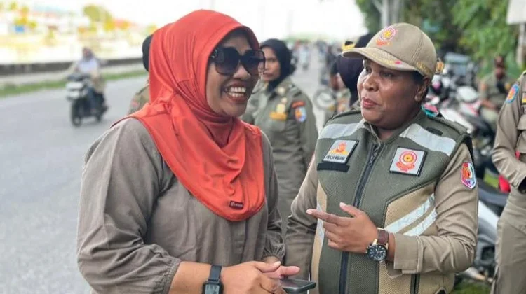 HUT Satpol PP Fakfak Diisi Aksi Berbagi Takjil