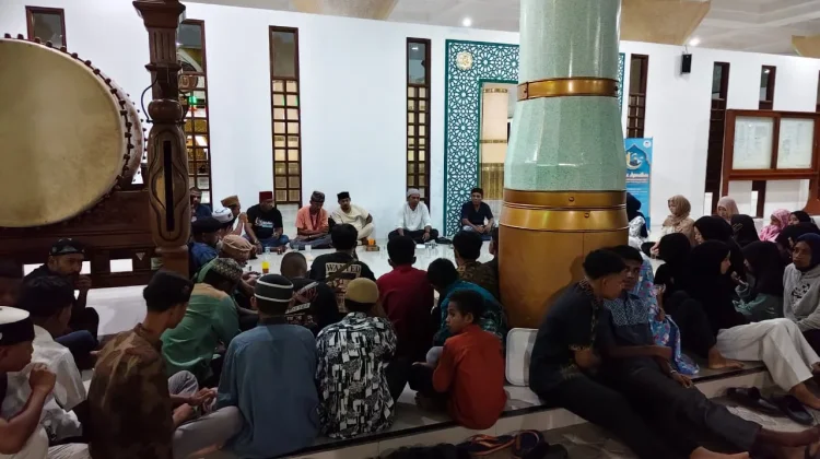 Bidang Kebersihan Panitia Ramadhan Pastikan Tugas Berjalan Lancar
