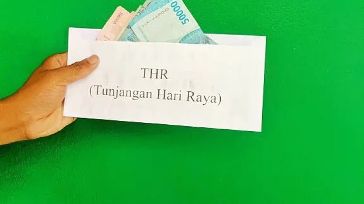 Jangan Sampai THR Habis Sehari, Ini Cara Mengaturnya