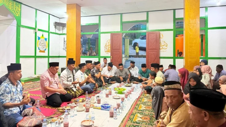Bupati Fakfak Gelar Safari Ramadhan di Kampung Tanama