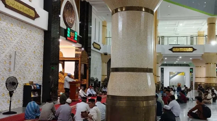 Sekda Papua Barat Ajak Masyarakat Fakfak Perkuat Kebersamaan