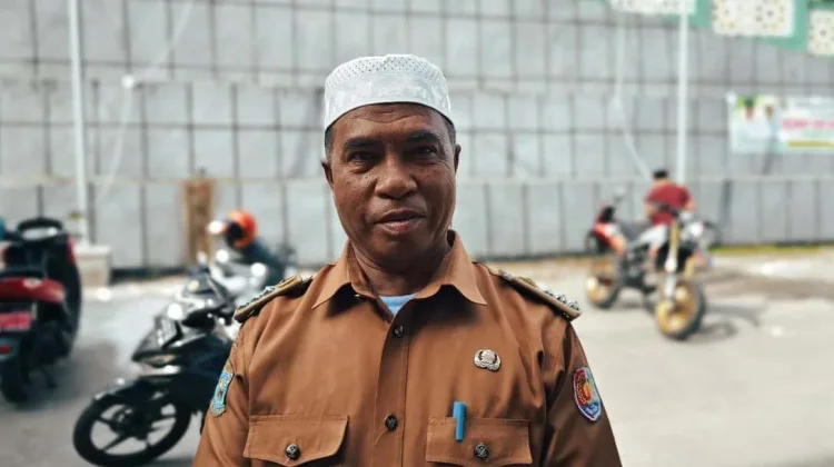 Kepala Distrik Fakfak Barat Imbau Warga Jauhi Miras