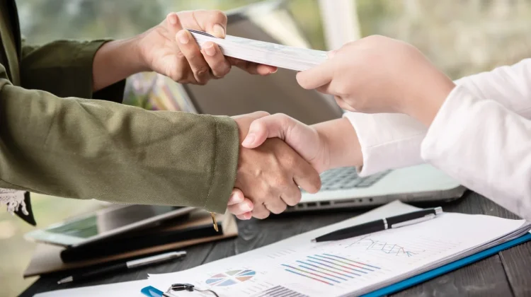 Tips agar Pinjaman Dana ke Bank Disetujui