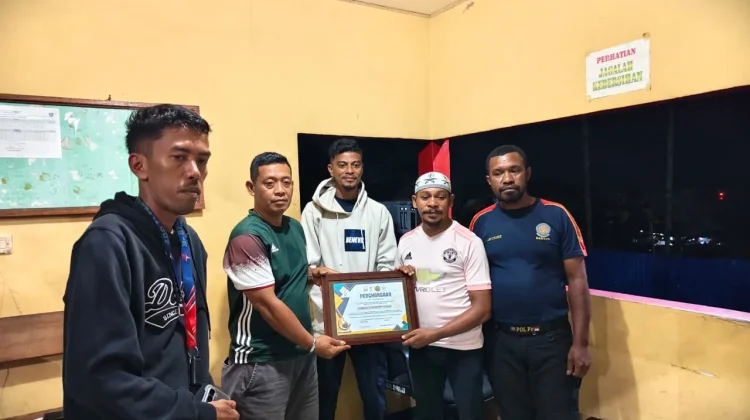 Damkar Satpol PP Terima Penghargaan Dari Masjid