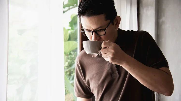 Dampak Minum Kopi Berlebihan bagi Kesehatan