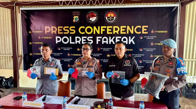 Prees Conference Polres Fakfak Gagalkan Penyelundupan Ganja