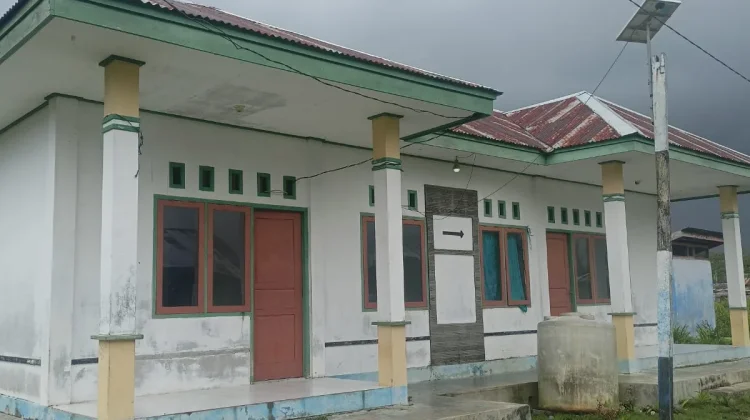 Empat Tahun Pustu Terbengkalai, Warga Otoweri Kesulitan Berobat