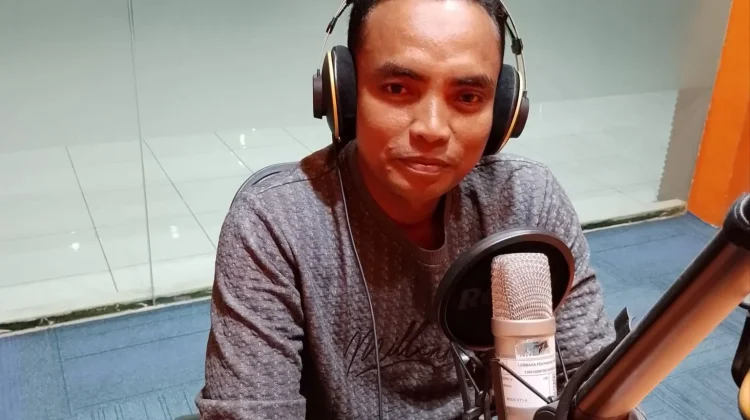 Ris Fandi Yanto Ajak Warga Kelola Sampah jadi Nilai Ekonomi