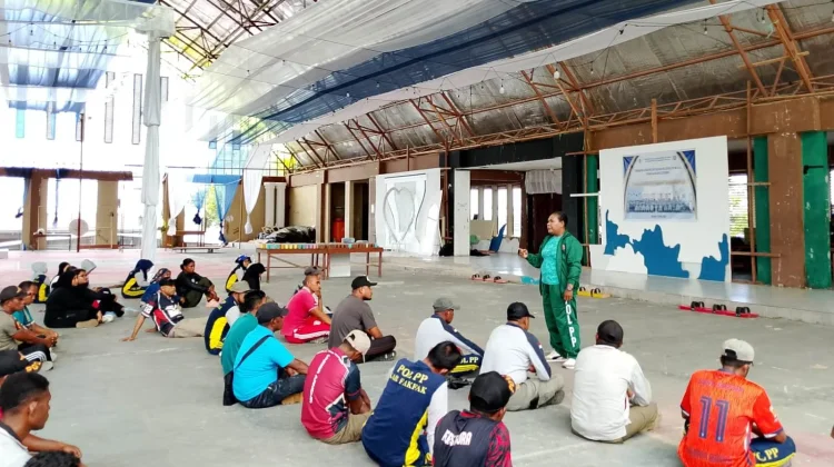 Satpol PP Fakfak Gelar Outbound Perkuat Solidaritas Pegawai