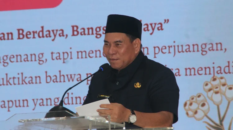Bupati Samaun Dahlan Tekankan Peran Strategis Perempuan Fakfak