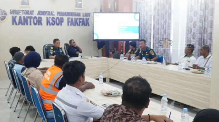 Evaluasi Kinerja KSOP Fakfak Fokus Pelayanan Lebih Transparan