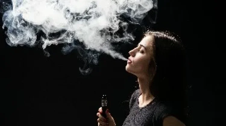 Bahaya Rokok Elektrik: Ancaman Tersembunyi di Balik Uap
