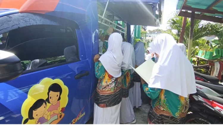 Perpustakaan Keliling Tingkatkan Minat Literasi Siswa MTs Fakfak
