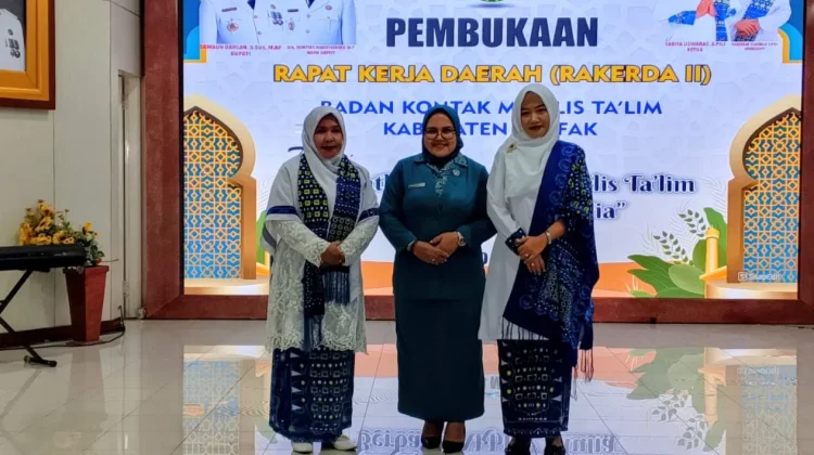 Ketua Wilayah BKMT Papua Barat Ingatkan Pentingnya Amal Pengabdian