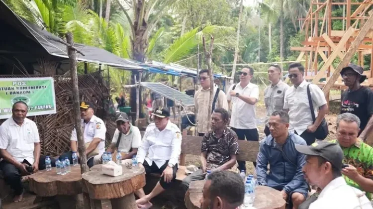 Pemkab Fakfak Kerahkan OPD Bersihkan Lokasi HUT Misi Katolik